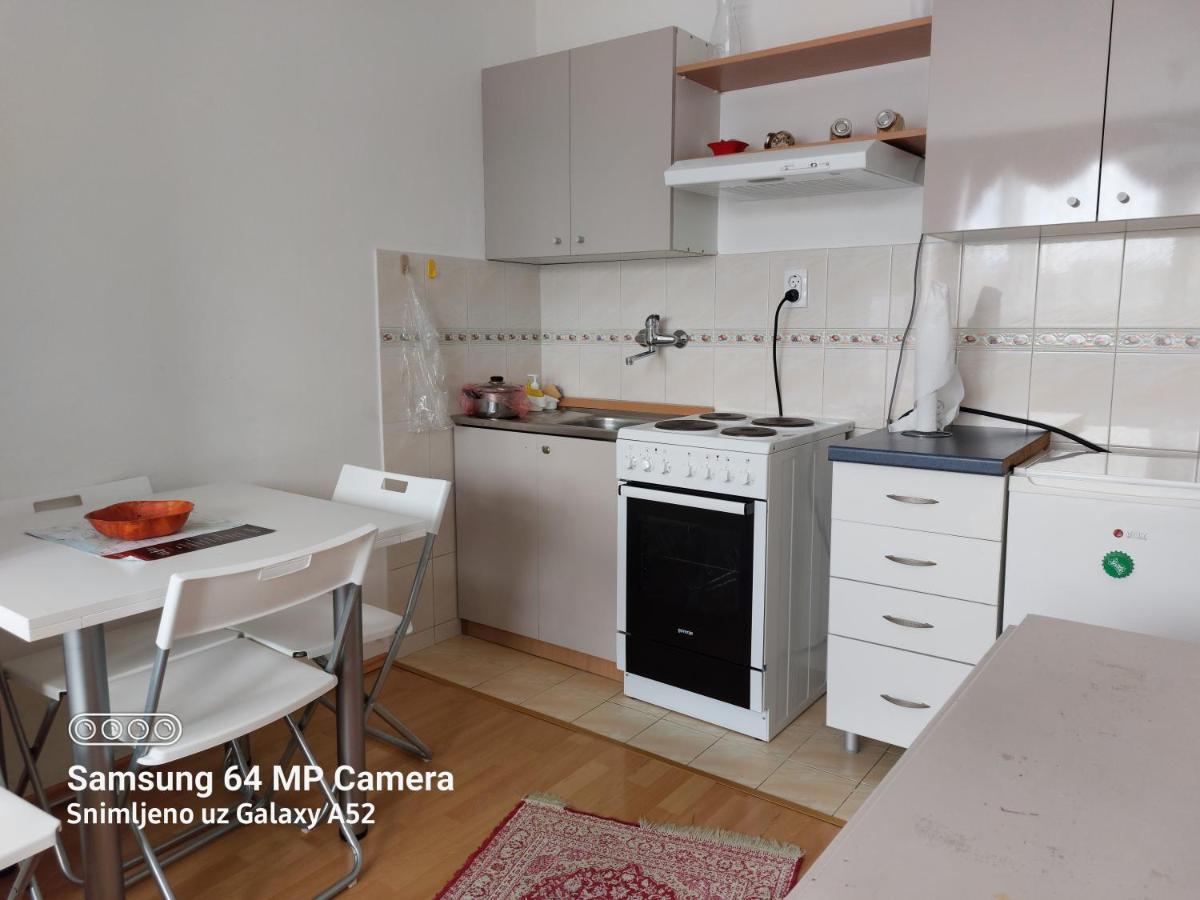 Apartment Daca Stan Beograd Ngoại thất bức ảnh