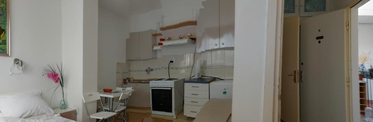 Apartment Daca Stan Beograd Ngoại thất bức ảnh