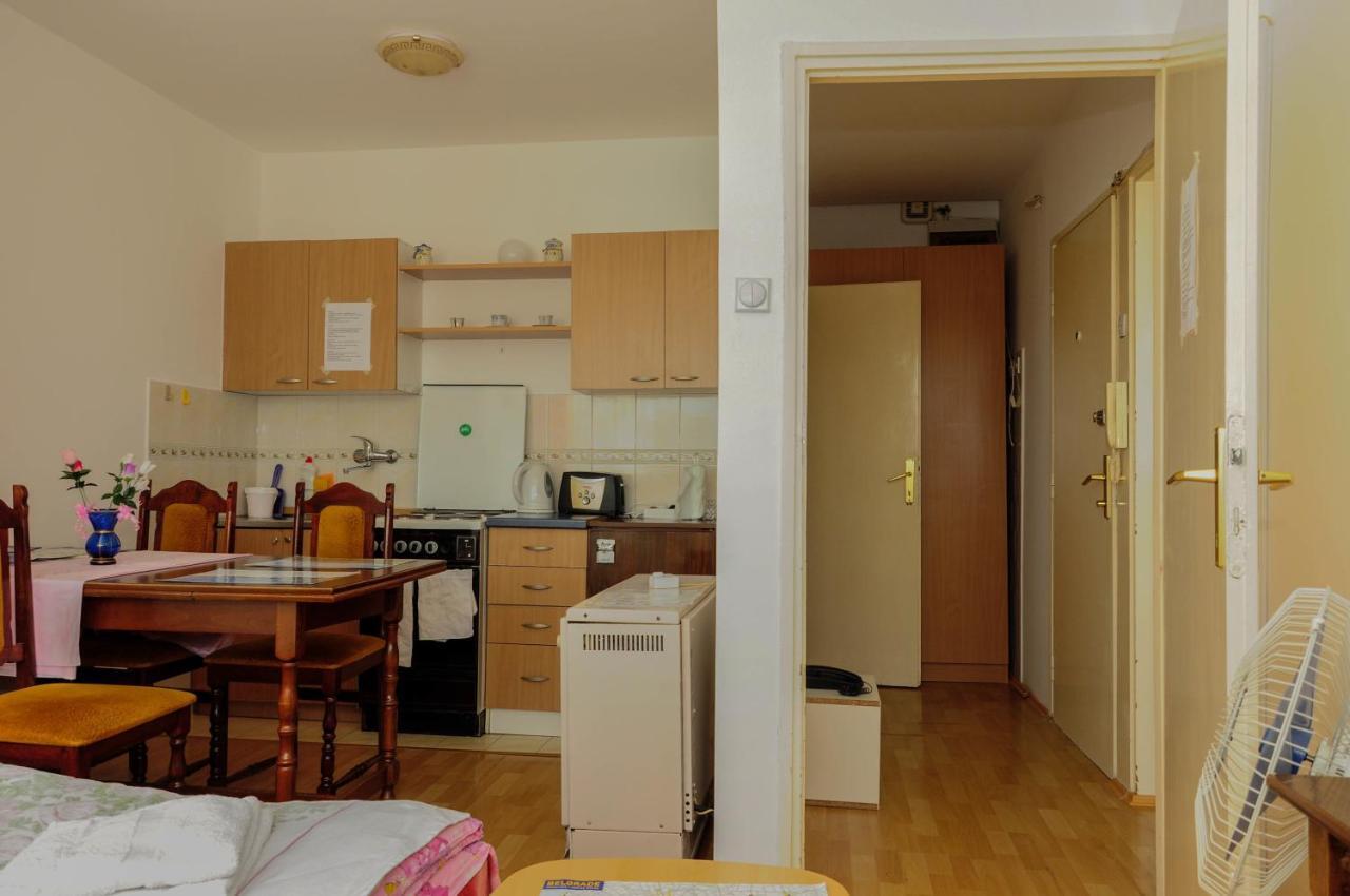 Apartment Daca Stan Beograd Phòng bức ảnh